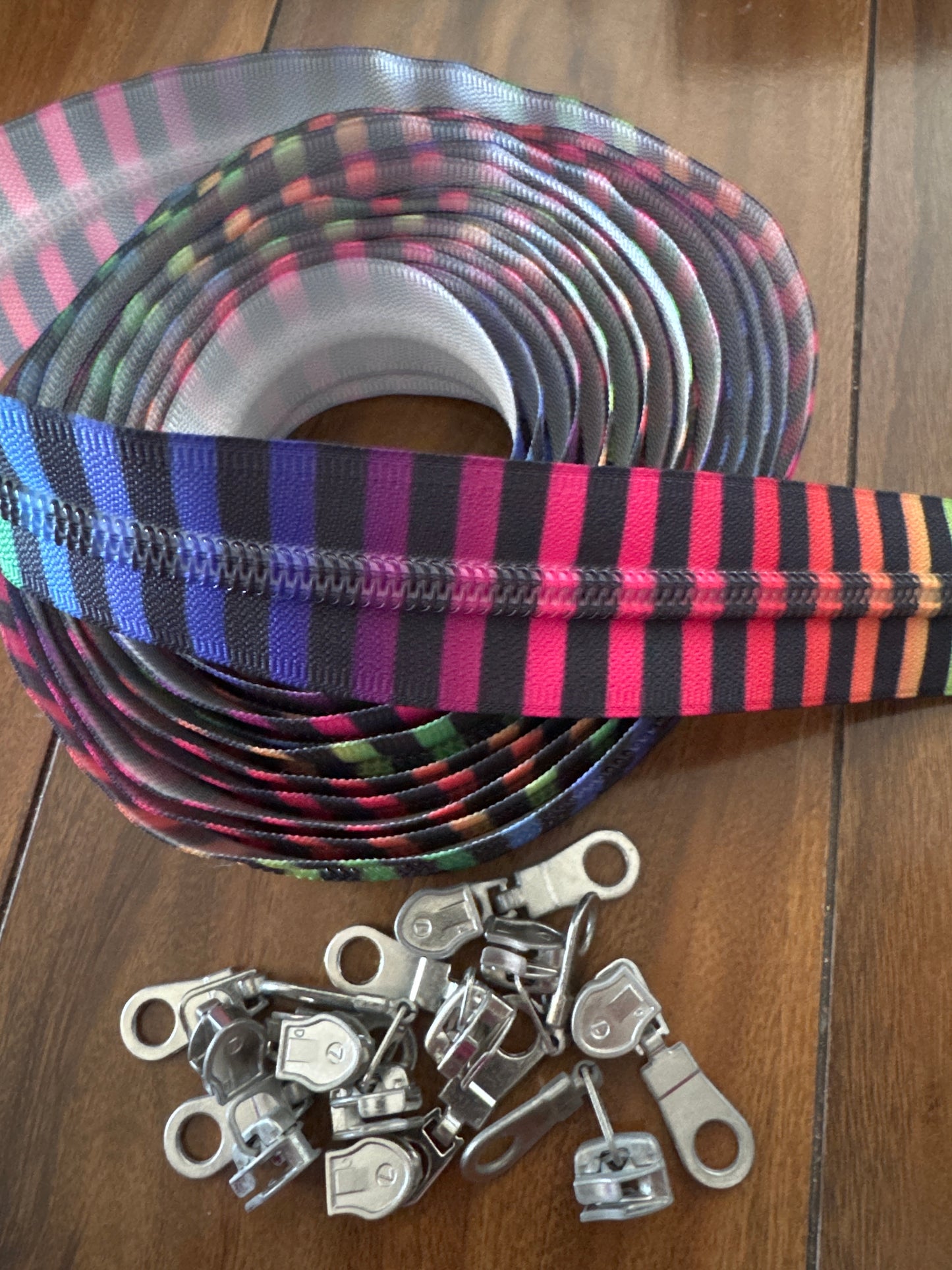11 Yards of Rainbow Black Stripe Nylon Zipper Tape with Pulls
